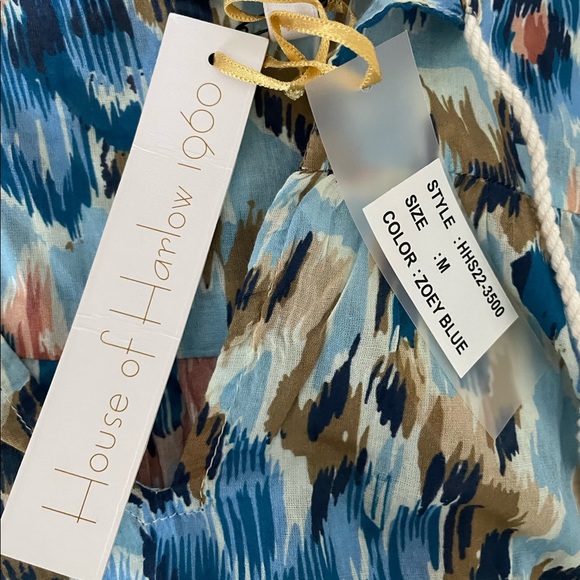 NWT House Of Harlow 1960 Zoey Blue Short Sleeve Blouse Size M - Picture 6 of 6